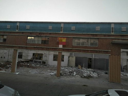 广州某个某个工业区周围整排工厂倒闭后重新装修,老板 真倒霉